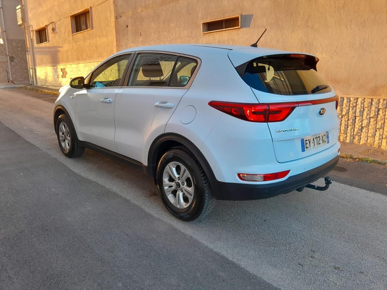 Kia Sportage 1.7 CRDI 2WD Active