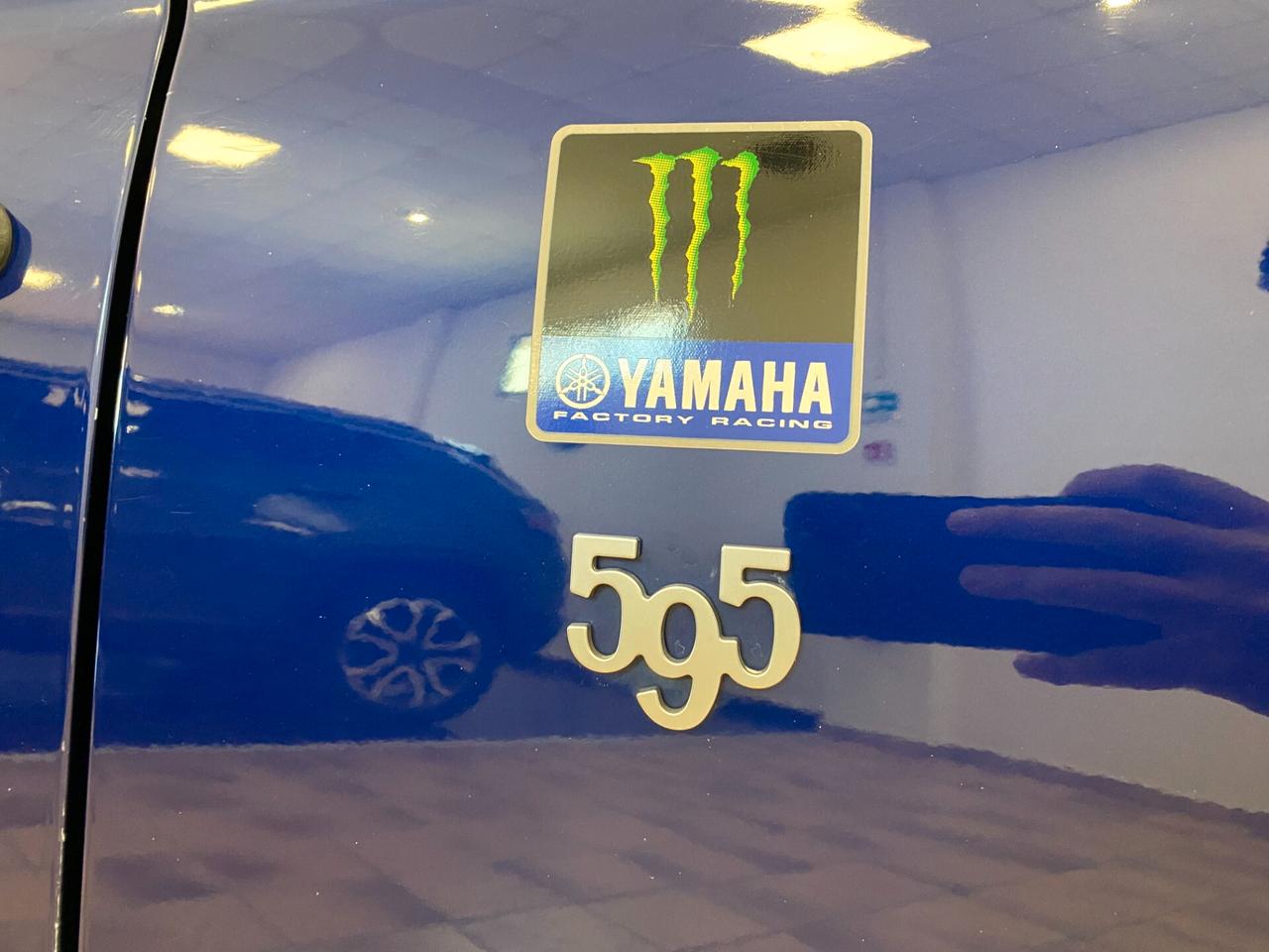 Abarth 595 1.4 Turbo T-Jet 165 CV Monster Energy Yamaha