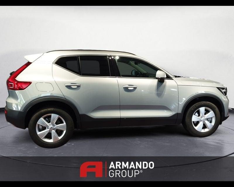 Volvo XC40 (2017-->) B3 automatico Essential