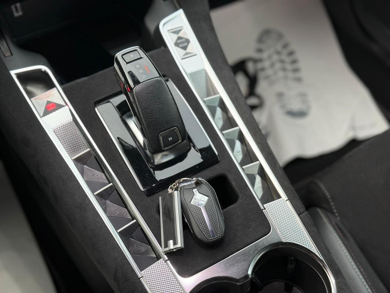 Nuova Ds 7 BlueHDi 130 aut. Performance Line Laser Led