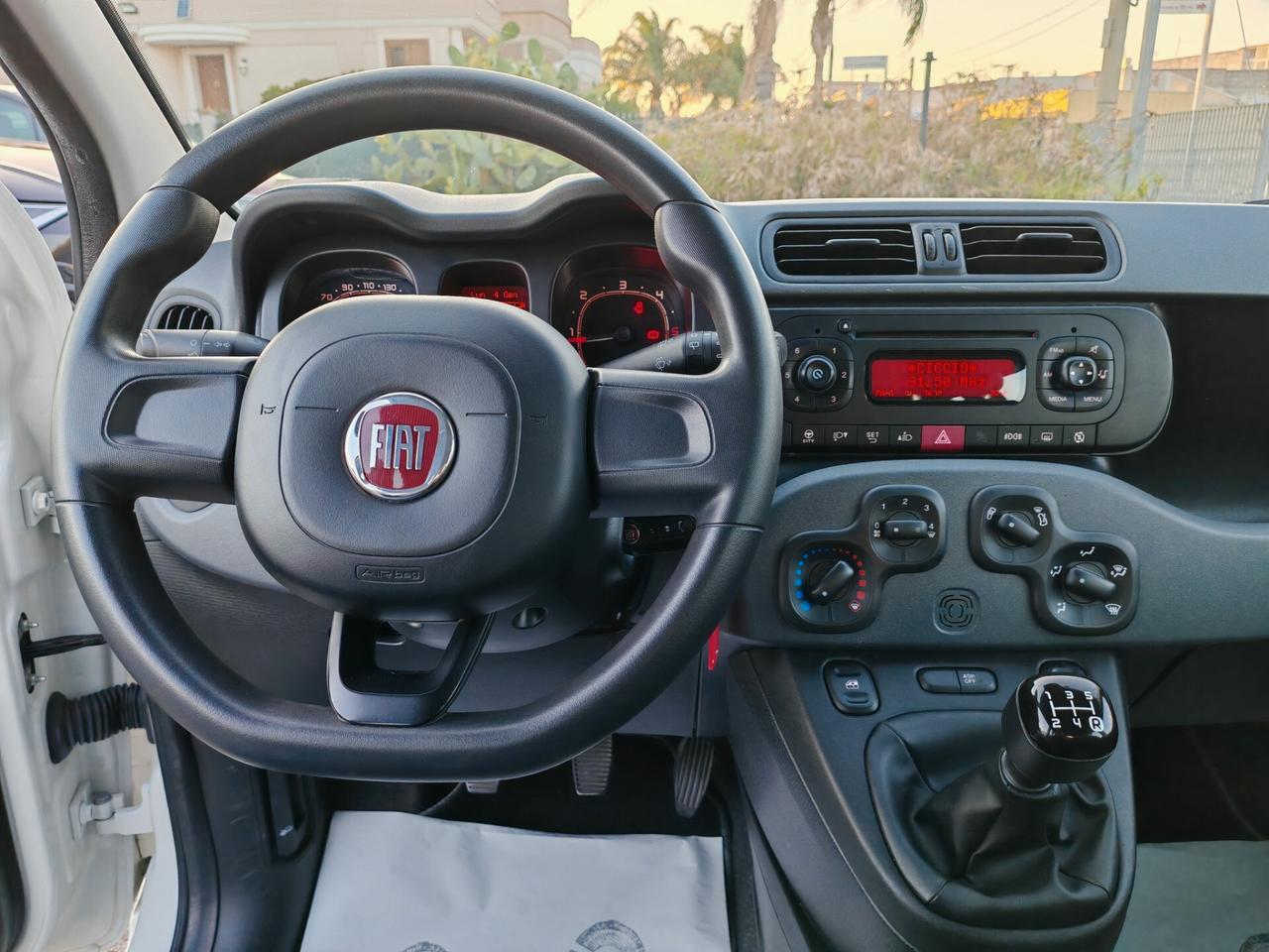 Fiat Panda 13MJT 95CV Lounge Full Optional 2018