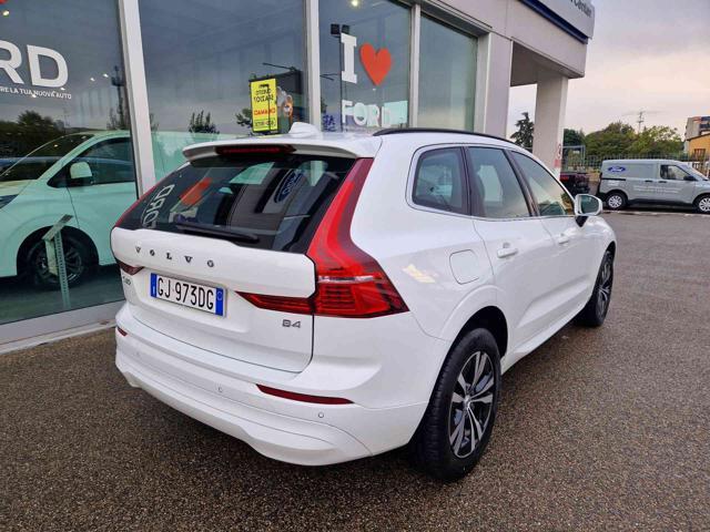 VOLVO XC60 B4 (d) Geartronic Momentum Pro