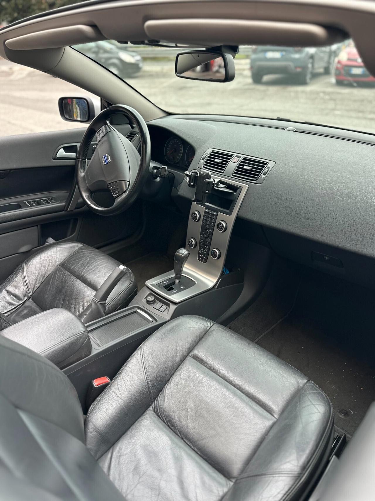 Volvo C70 2.4 D5 20V aut. Summum