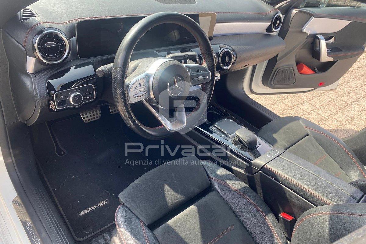 MERCEDES CLA 200 d Automatic Premium