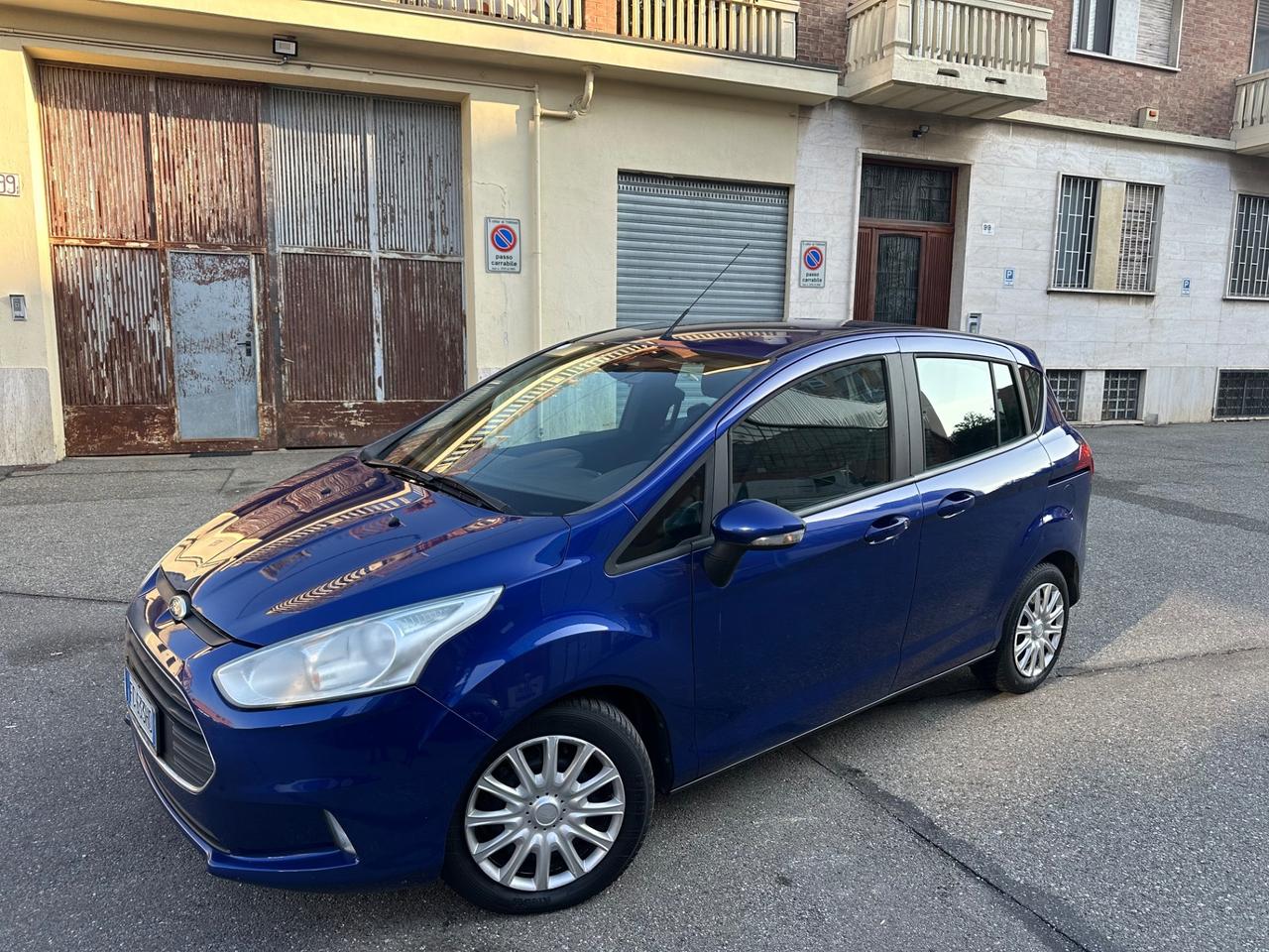 Ford B-Max 1.4 90 CV GPL Business Titanium
