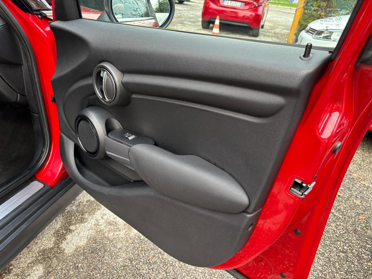 Mini 1.5 One D Business XL 5 porte ok Neopatentati