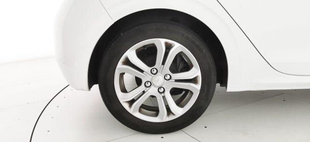 PEUGEOT 208 1° serie 1.2 VTi 82 CV 5 porte Active