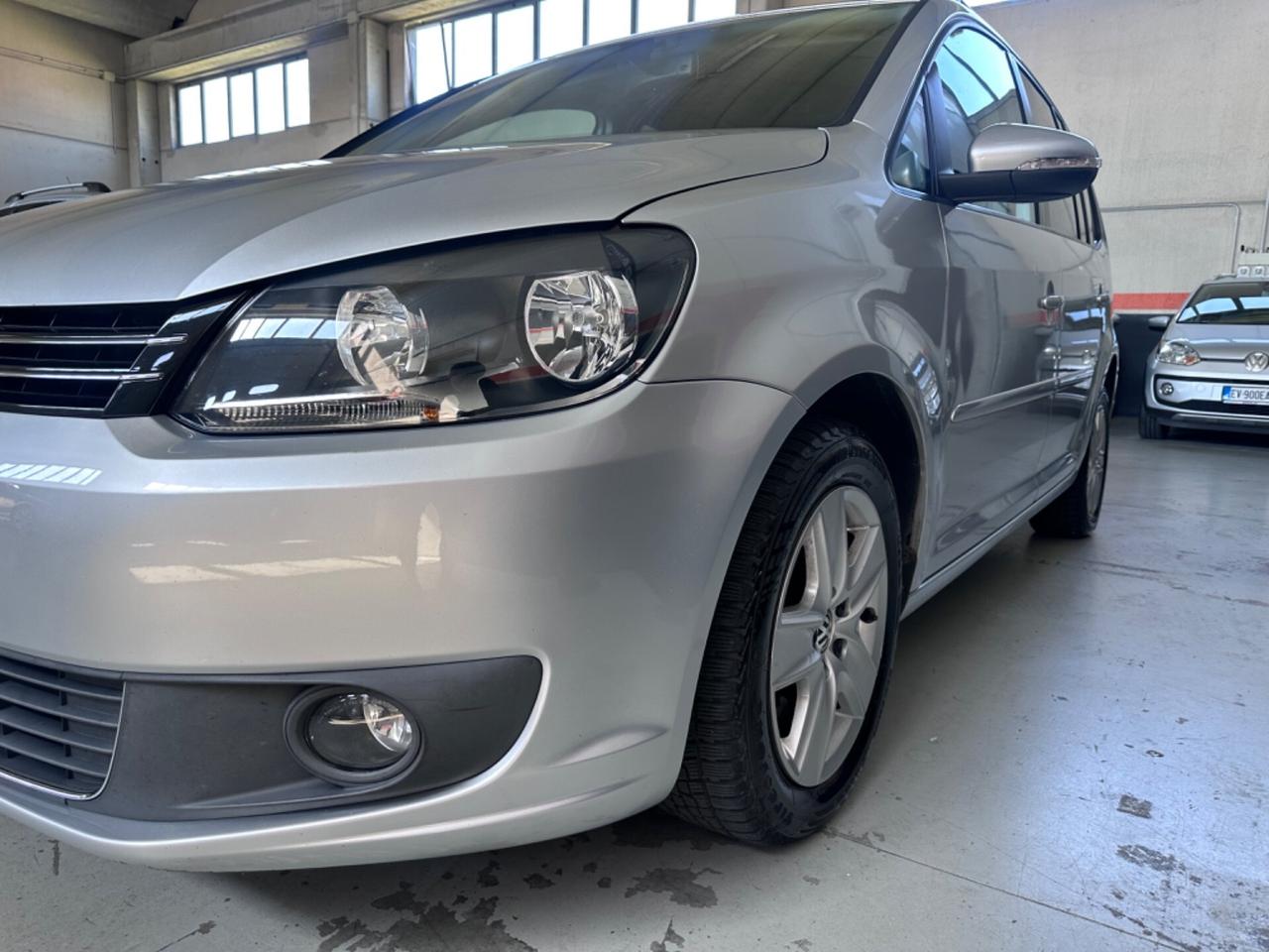 Volkswagen Touran 1.6 TDI gancio traino
