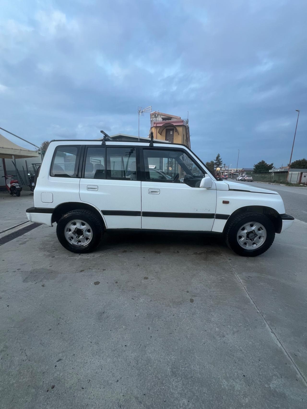 Suzuki Vitara 1.6i 16V cat 5 porte