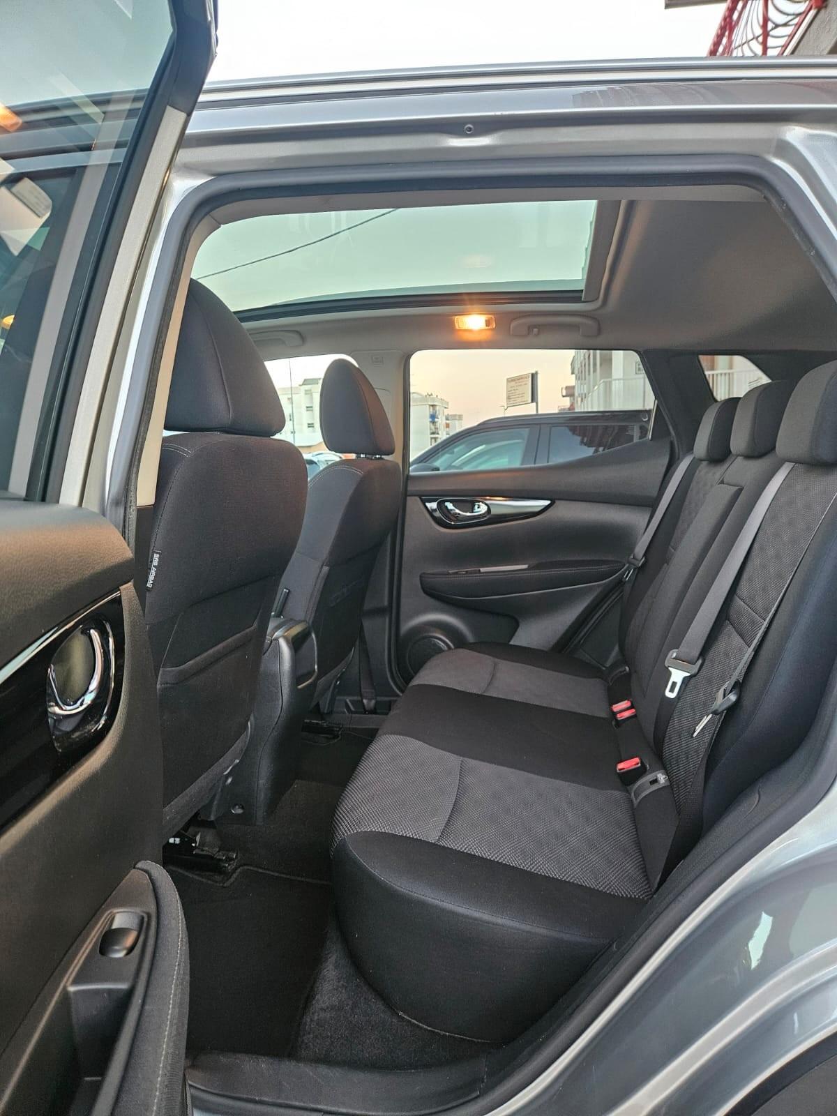 Nissan Qashqai 1.2 benz. DIG-T 360° TETTO PANORAMICO