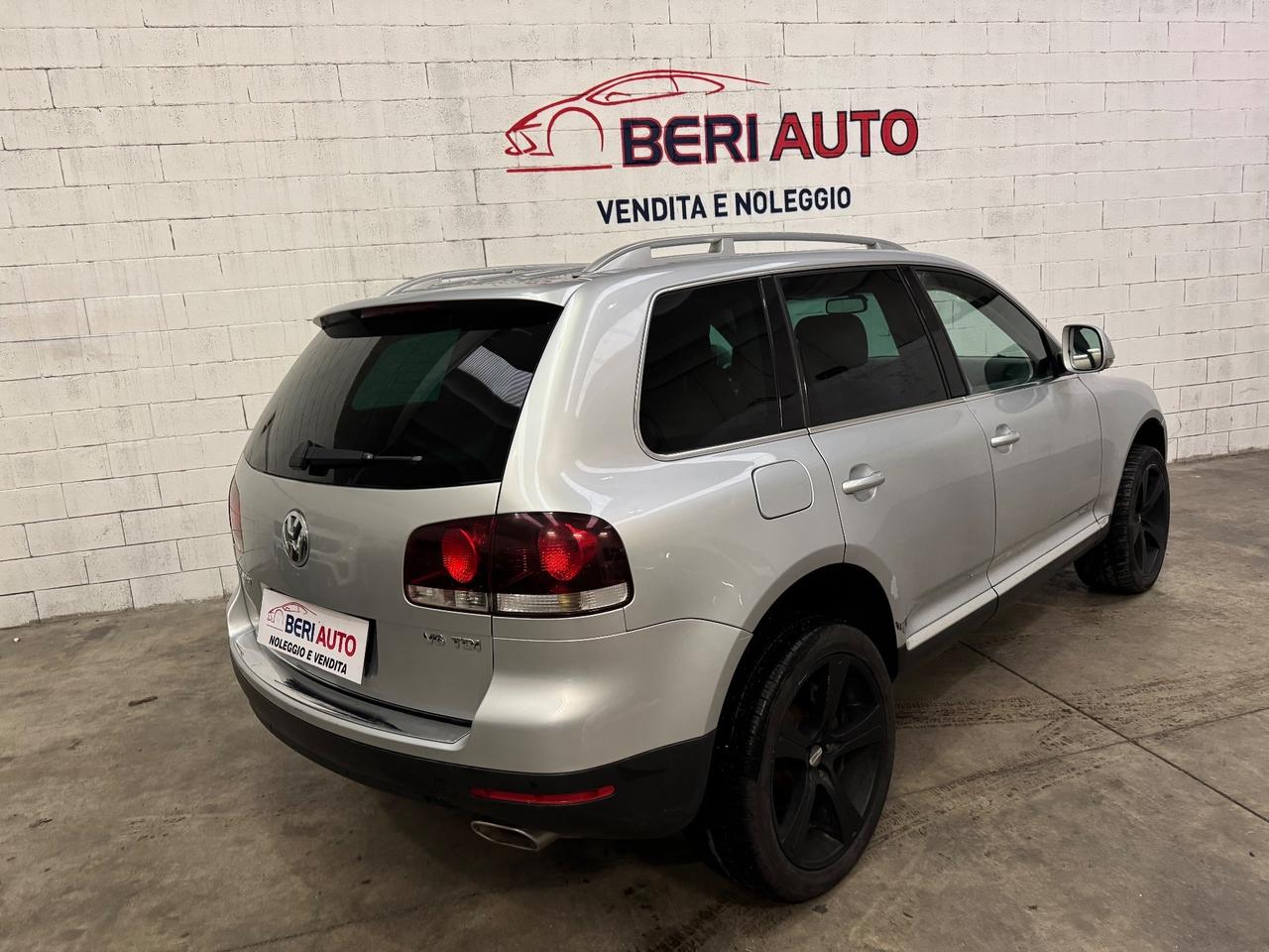 Volkswagen Touareg V6 TDI allestimento Dakar