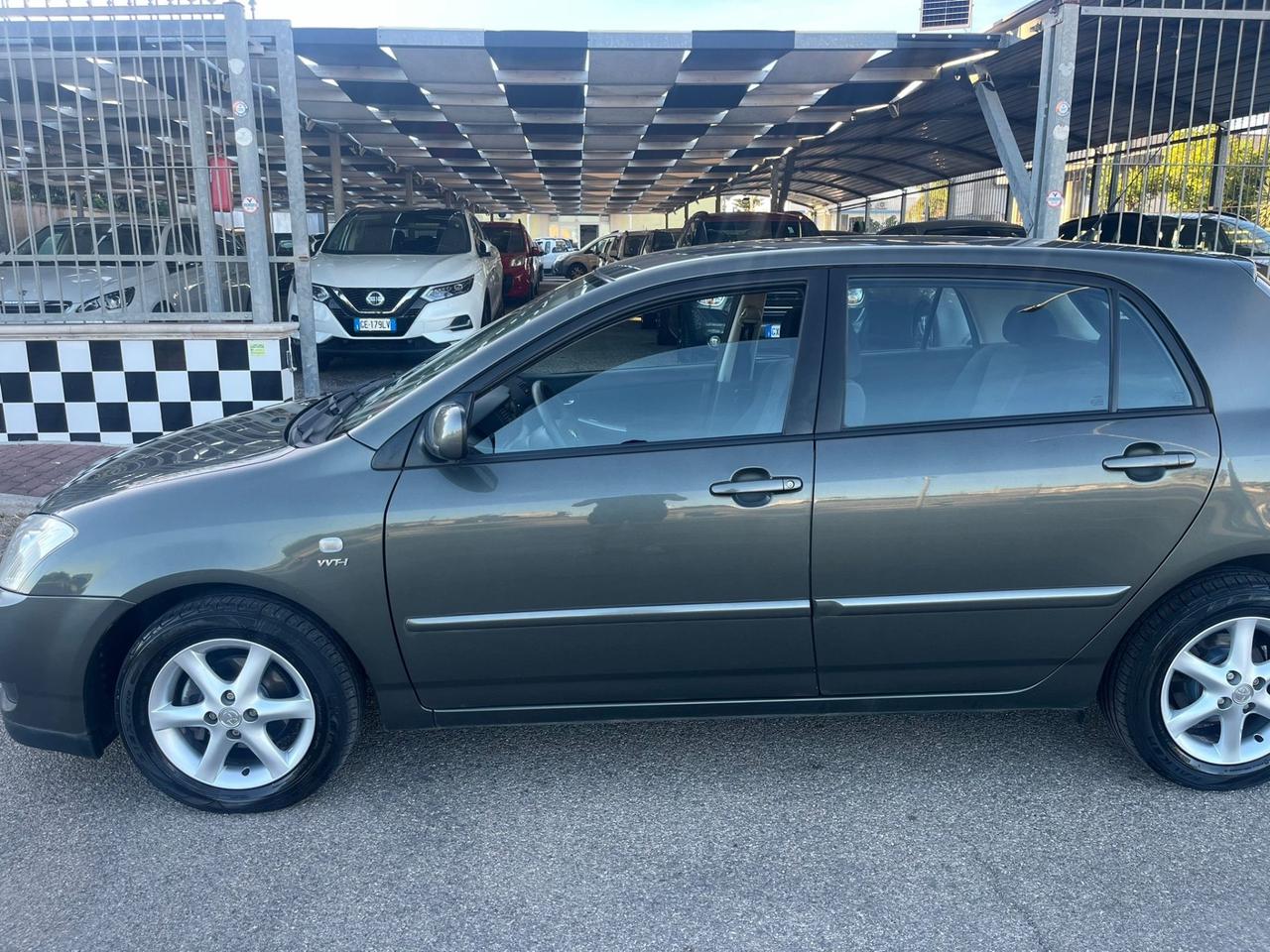 Toyota Corolla 1.4 16V 5 porte Unipro 2004