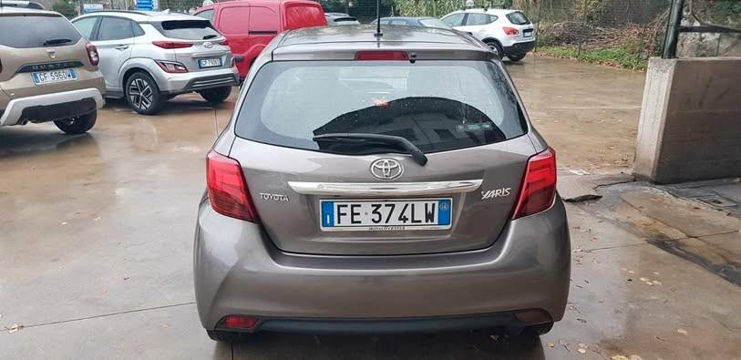 Toyota Yaris 1.0 Mpi 69cv Lounge " SOLO 36.000 KM "