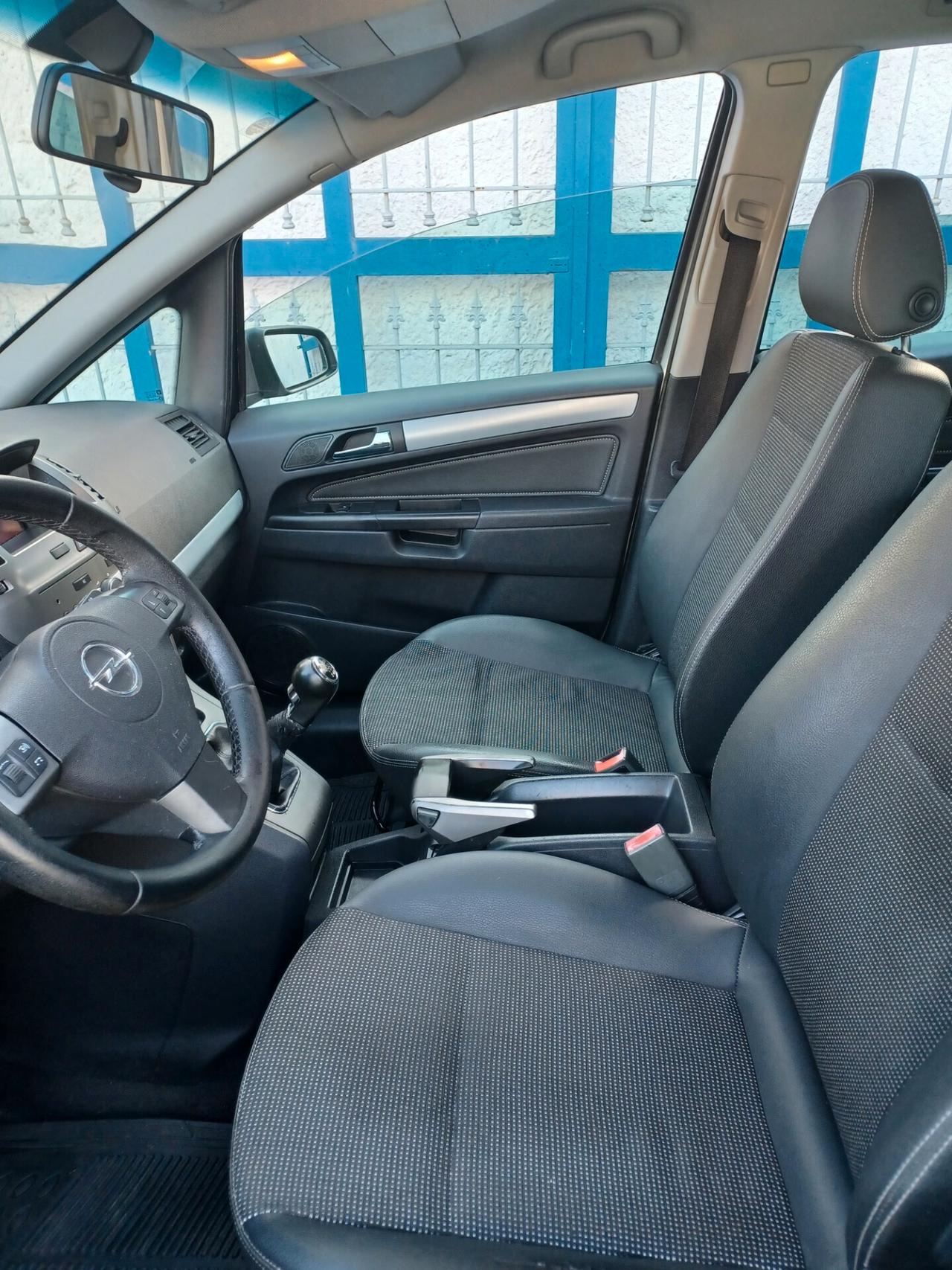 Opel Zafira 1.9 CDTI 120CV Cosmo UNICO PROPRIETARIO 7 POSTI