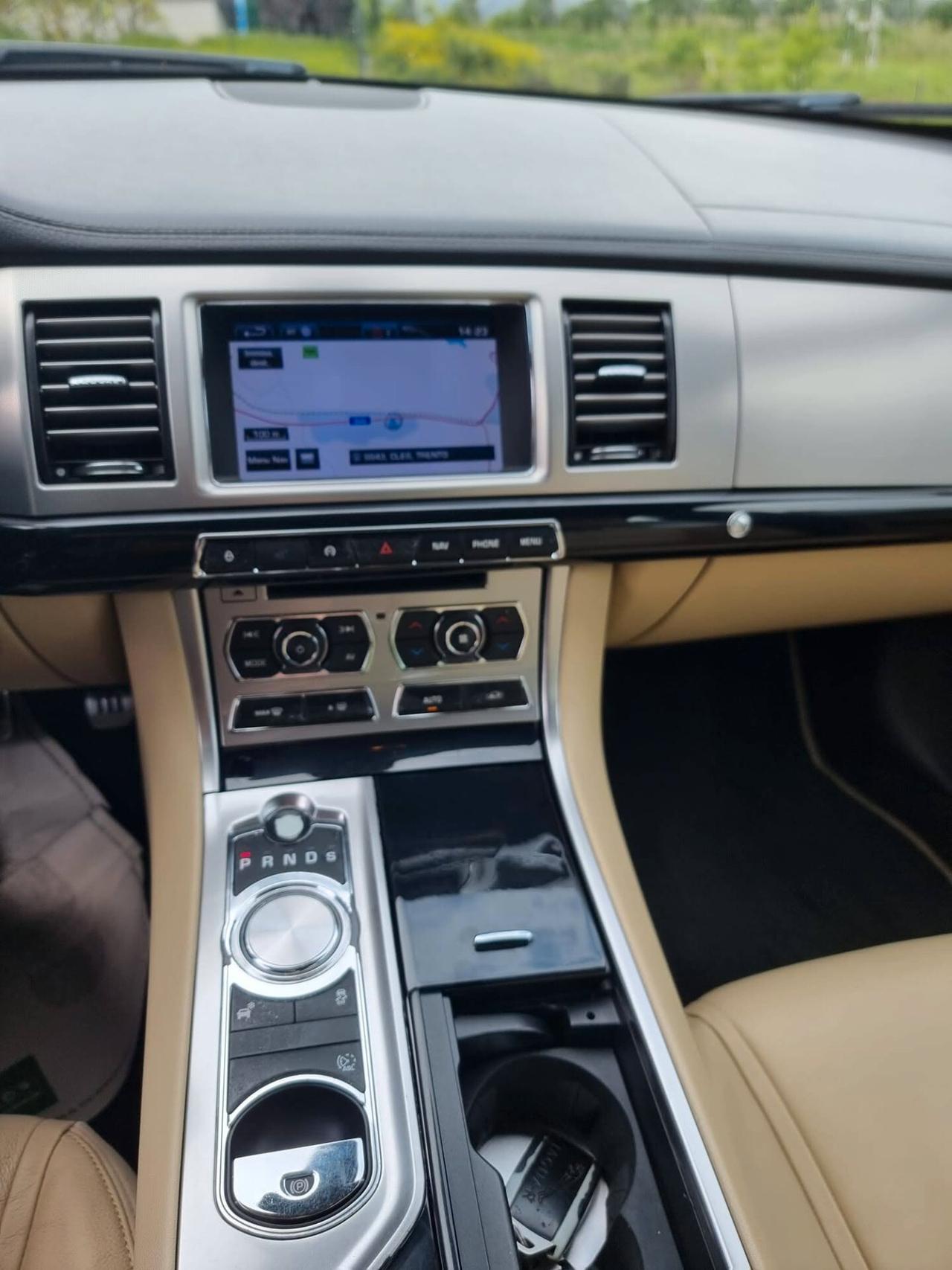 Jaguar XF 2.2 D 190 CV COME VISTA E PIACIUTA