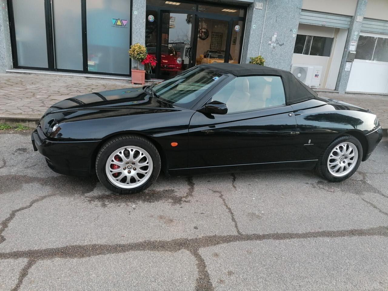 Alfa Romeo Spider 3000 v6 24 V