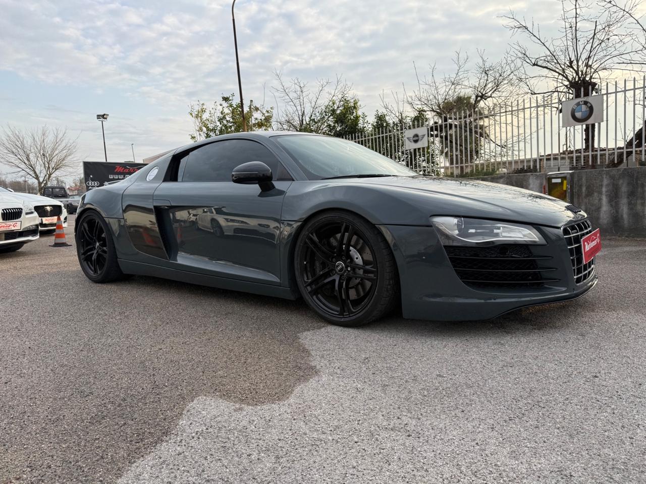 Audi R8 4.2 V8 FSI quattro R tronic