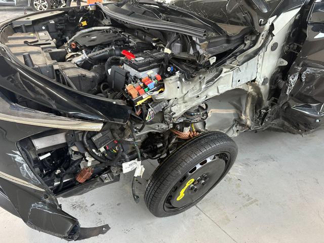 DS AUTOMOBILES DS 7 CROSSBACK BLUEHDI 130 AUT. BASTILLE BUSINESS