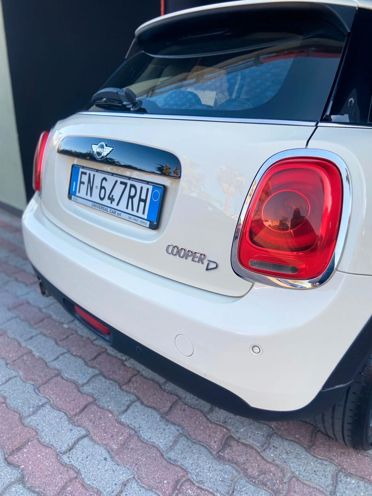 Mini 1.5 Cooper D 116cv 5porte