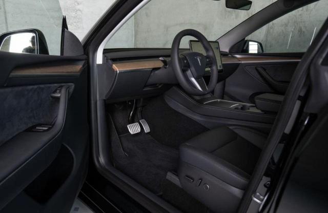 Tesla Model Y Performance Dual Motor awd