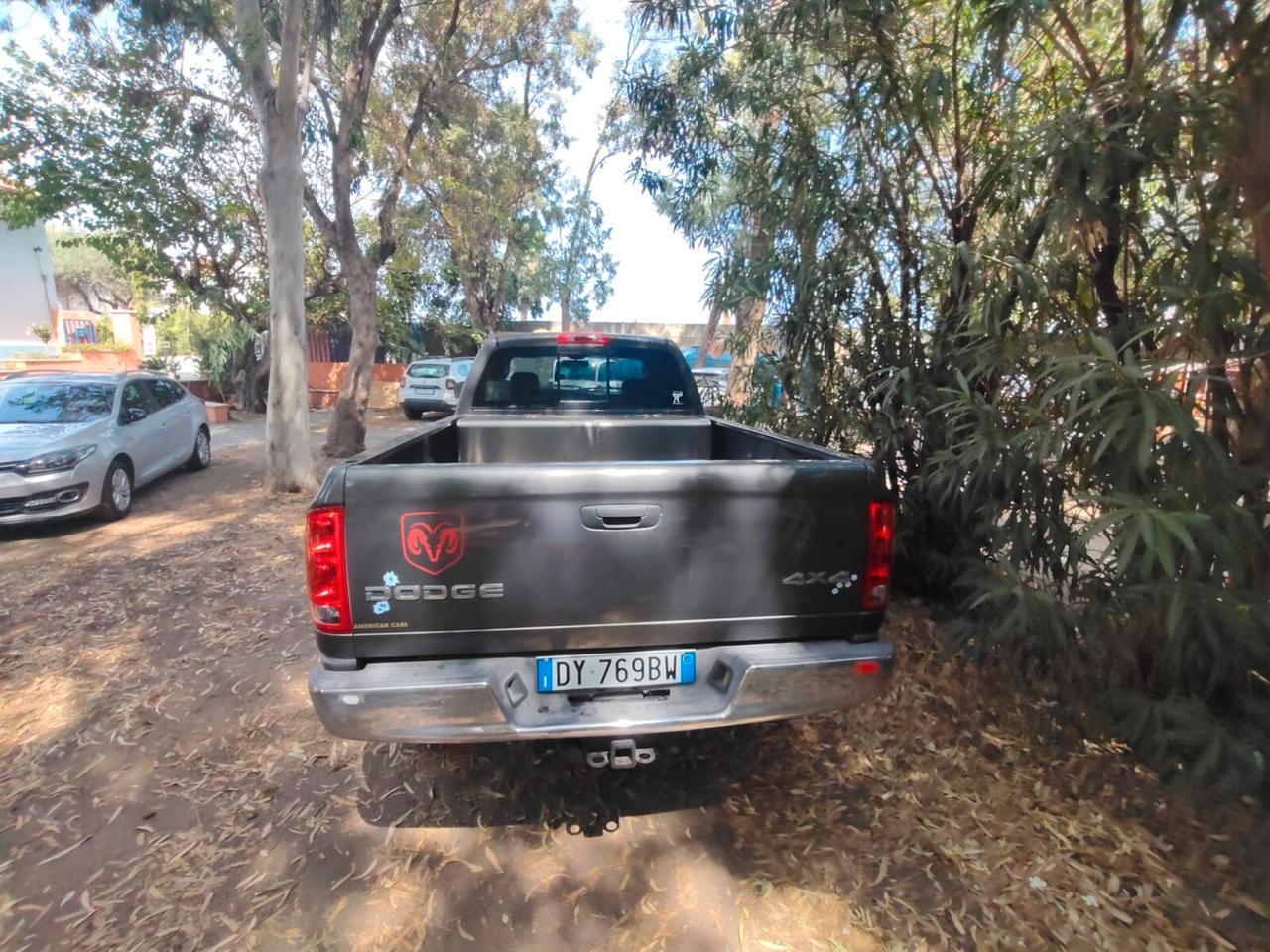 Dodge RAM SLT Long Cab