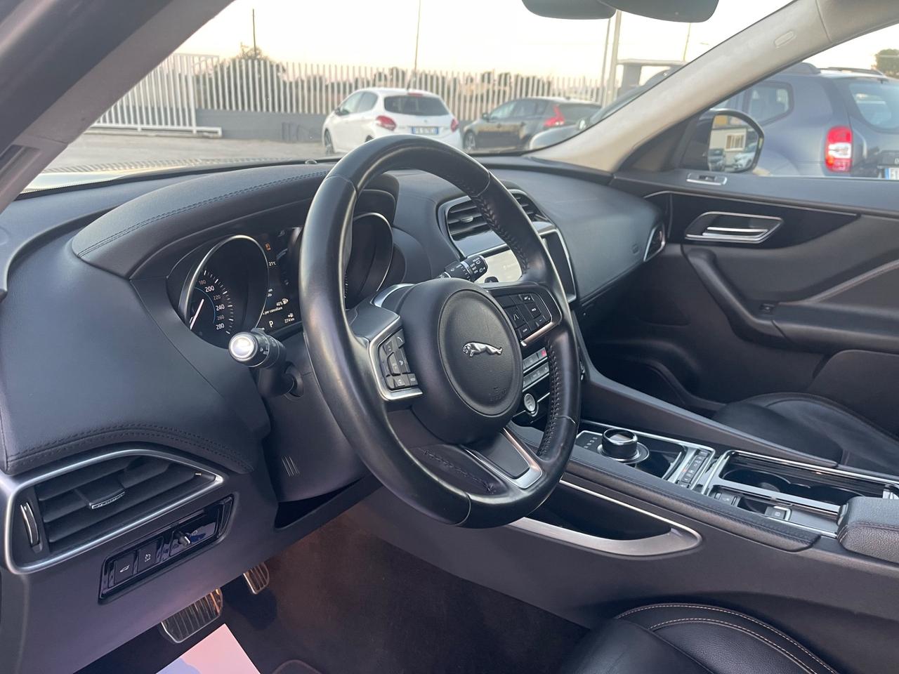 JAGUAR F-PACE 2.0 ID4 AWD 180CV AUT FULL LED MY19