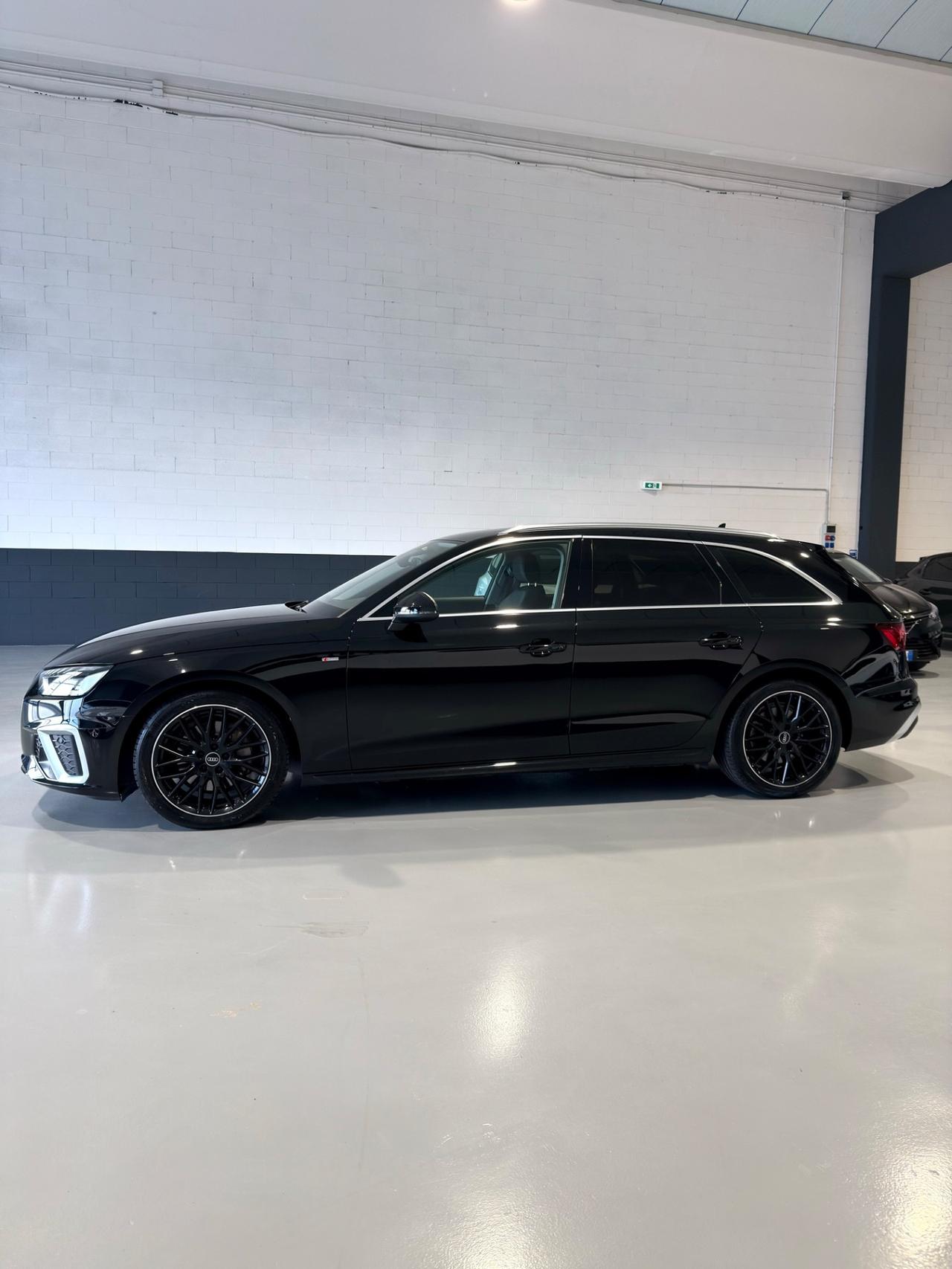 Audi A4 Avant 40 TDI quattro S tronic line edition
