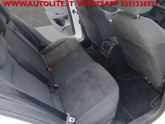 VOLKSWAGEN Golf 1.5 eTSI 150 CV EVO ACT DSG Style