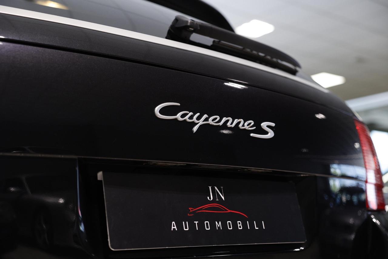Porsche Cayenne 4.5 cat S