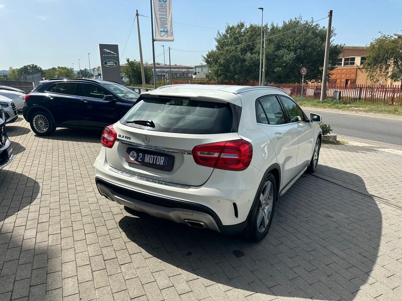 Mercedes-benz GLA 180 Premium