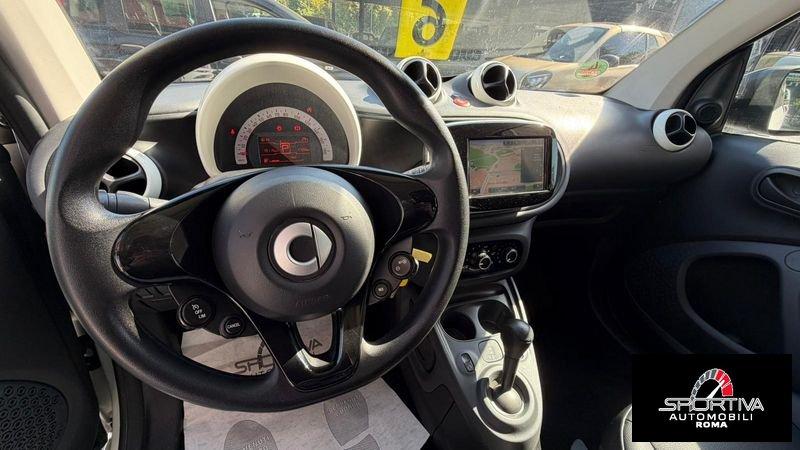 smart fortwo PELLE NAVI TETTO RATA MENSILE 193,00 EURO 70 1.0 52kW passion