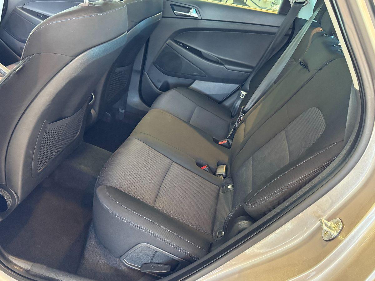 HYUNDAI Tucson 1.7 CRDi XPossible Tetto Cerchi 19