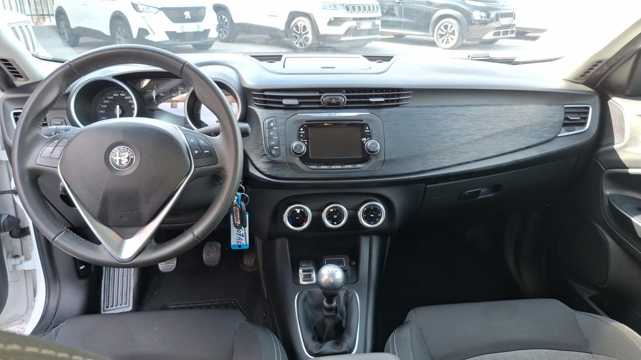 Alfa Romeo Giulietta 1.6 JTDm 120 CV Business