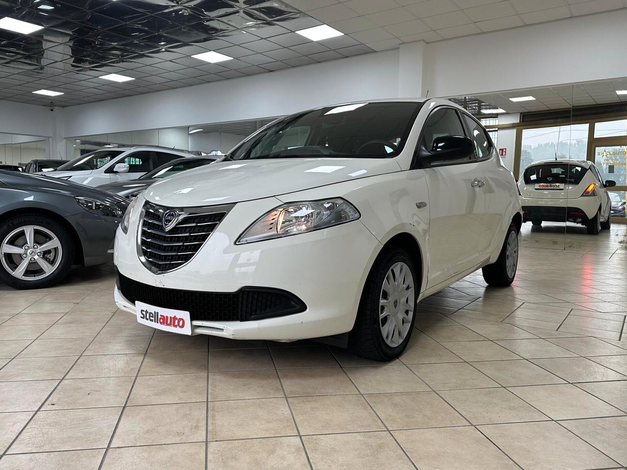 Lancia Ypsilon 1.2 69 CV 5 porte GPL Ecochic Gold