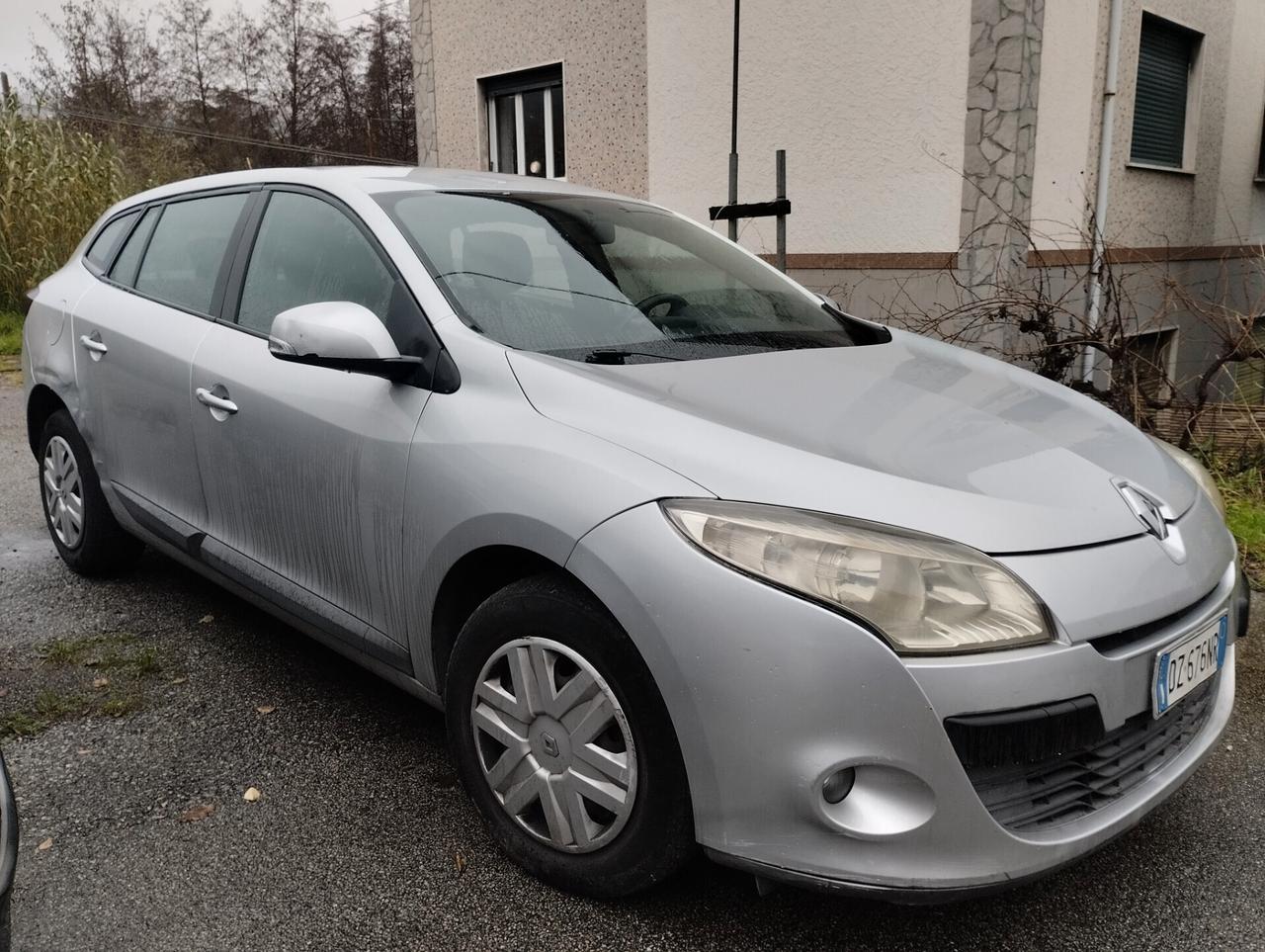 Renault Megane Mégane 1.5 dCi 110CV SporTour Confort