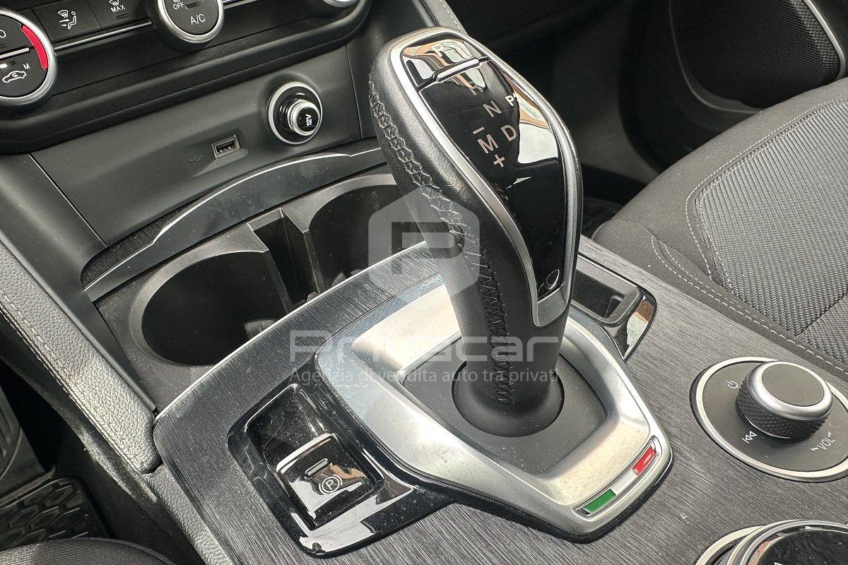 ALFA ROMEO Stelvio 2.2 Turbodiesel 190 CV AT8 RWD Business