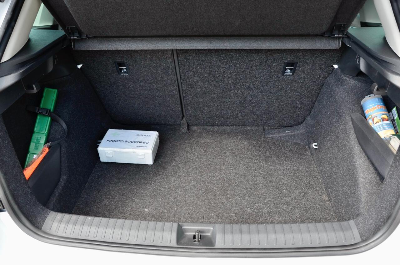 SKODA KAMIQ 1.0 TSI 130 EDITION 116cv, GARANZIA SKODA 7/27, UNICOPR, EURO 6E, FARI LED, RETROCAMERA, PERMUTE