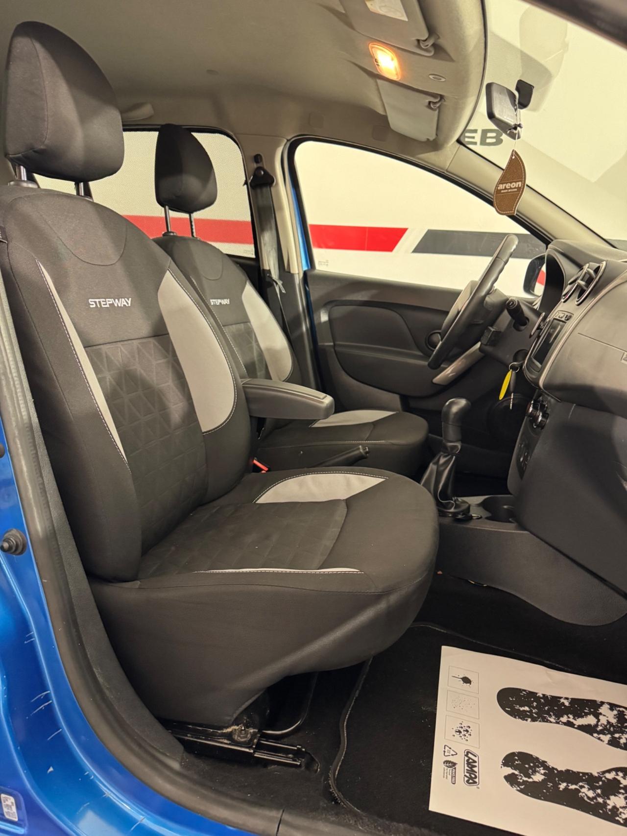 Dacia Sandero Stepway 900 TCe 12V 90CV Prestige