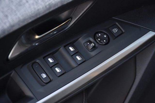 PEUGEOT 3008 Hybrid 145 e-DCS6 Allure *360 VISION*PANORAM PACK*