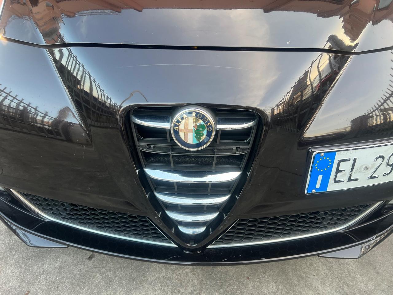 Alfa Romeo MiTo 1.4 105 CV M.air S&S Distinctive Sport Pack