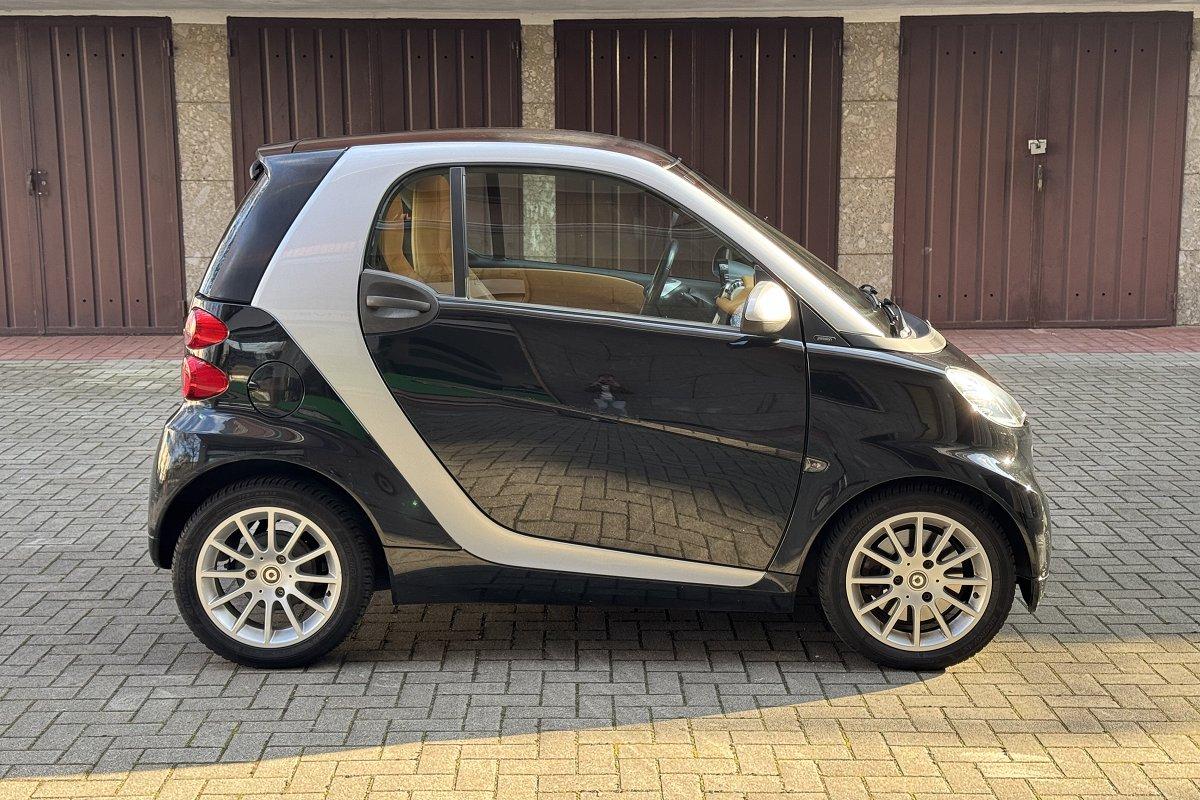 SMART fortwo 1000 52 kW MHD coupé passion