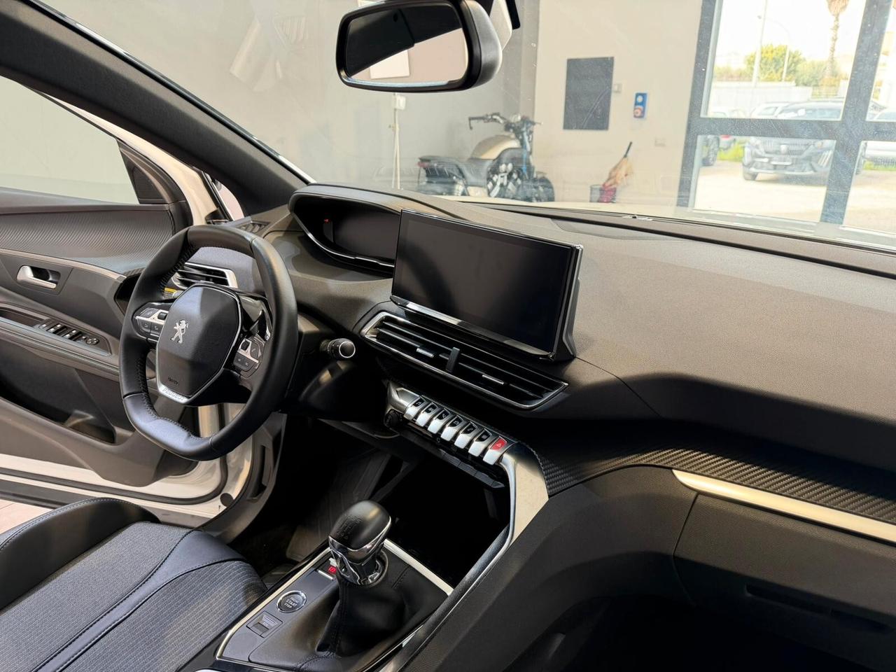 Peugeot 3008 PureTech Turbo 130 S&S Allure Pack