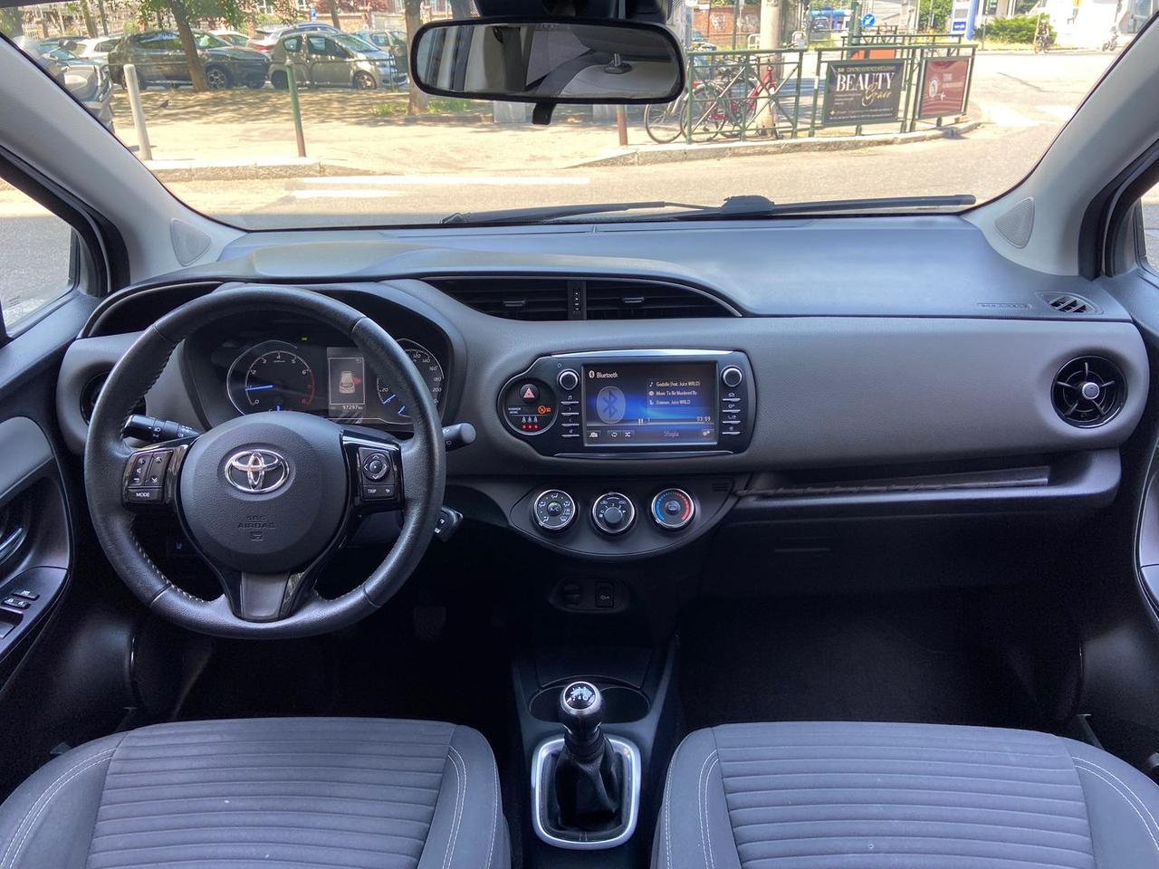 Toyota Yaris Active 1.0 VVT-i #11062