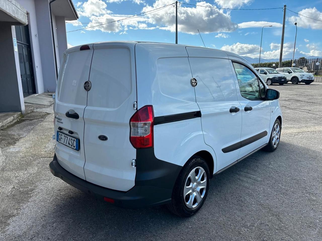 Ford Transit Courier 1.5 TDCi 75CV Van Trend 05/2021