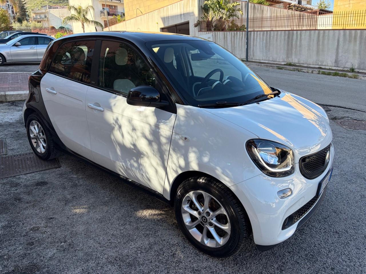Smart ForFour 1.0 passion unico proprietario !!!