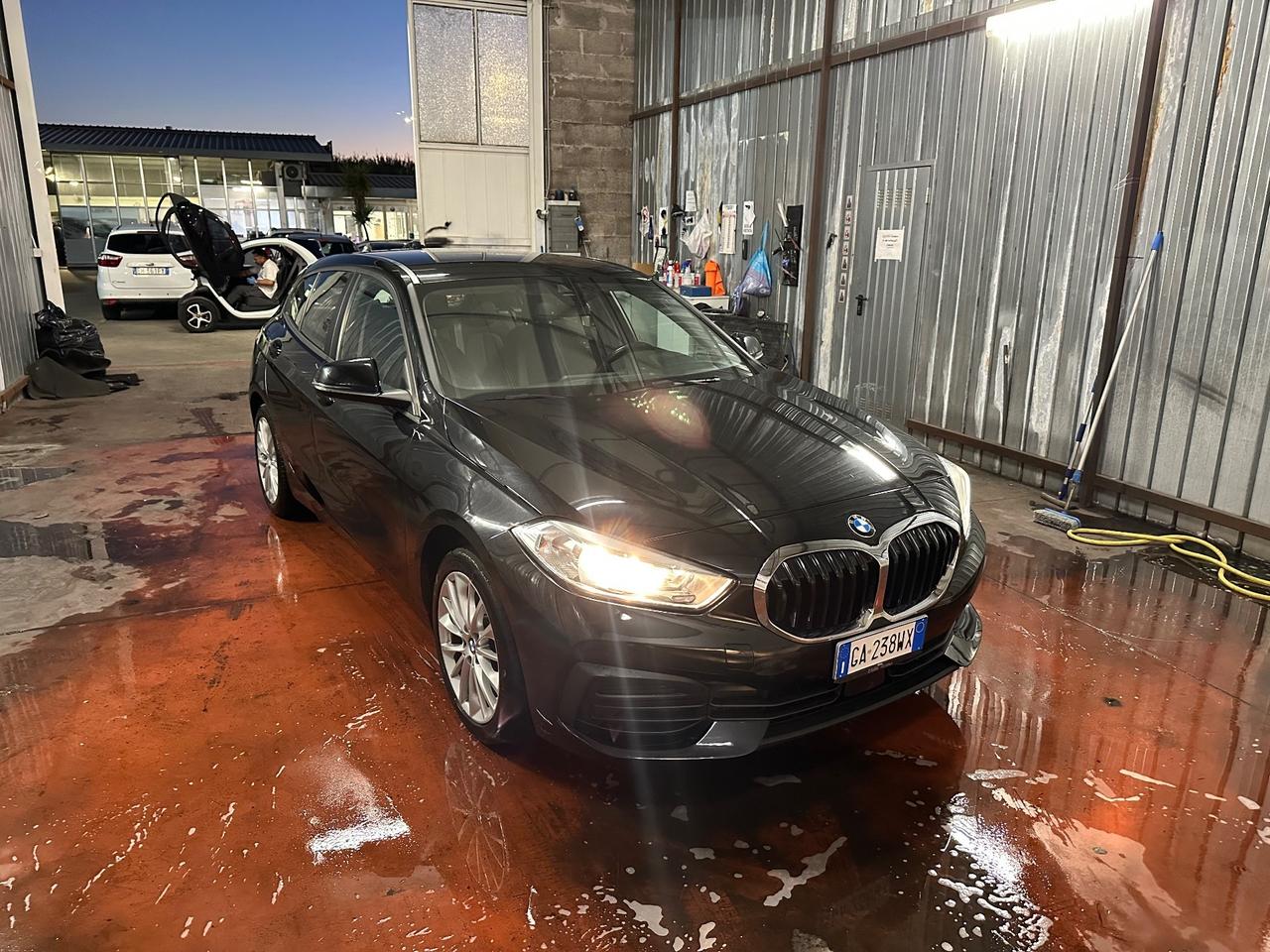 Bmw 116 d 5p. Advantage SPORT