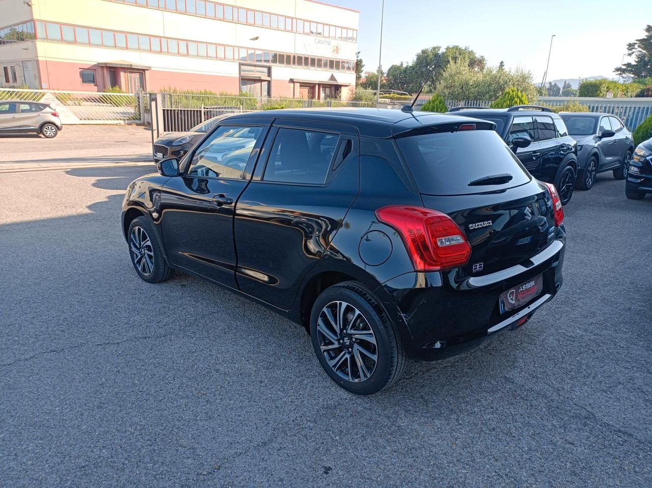 Suzuki Swift 1.2 Hybrid 4WD AllGrip Top