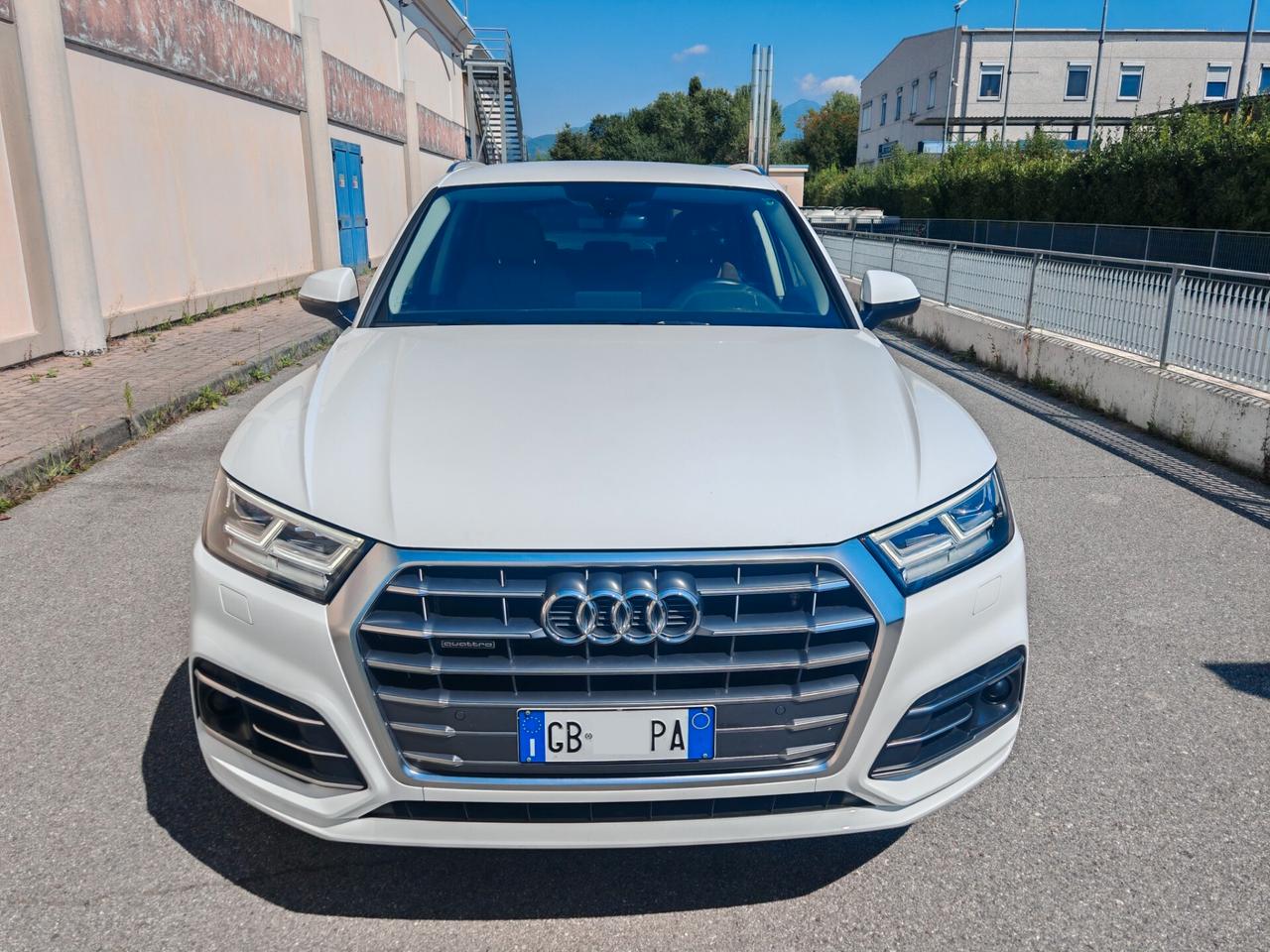 Audi Q5 190CV S LINE TOTALE UNIPROPRIETARIO KM VERI