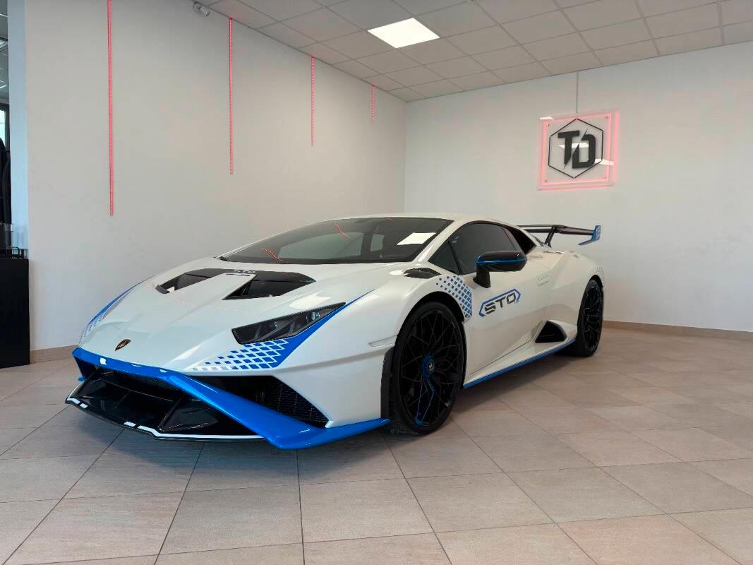 Lamborghini Huracan STO - LIFT - AKRAPOVIC-PPF-FULL.CARBONIO-IVA ESP.