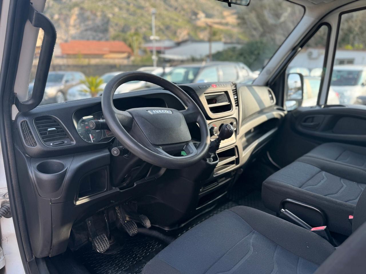 Iveco Daily 35C14 DOPPIA CABINA 7 POSTI